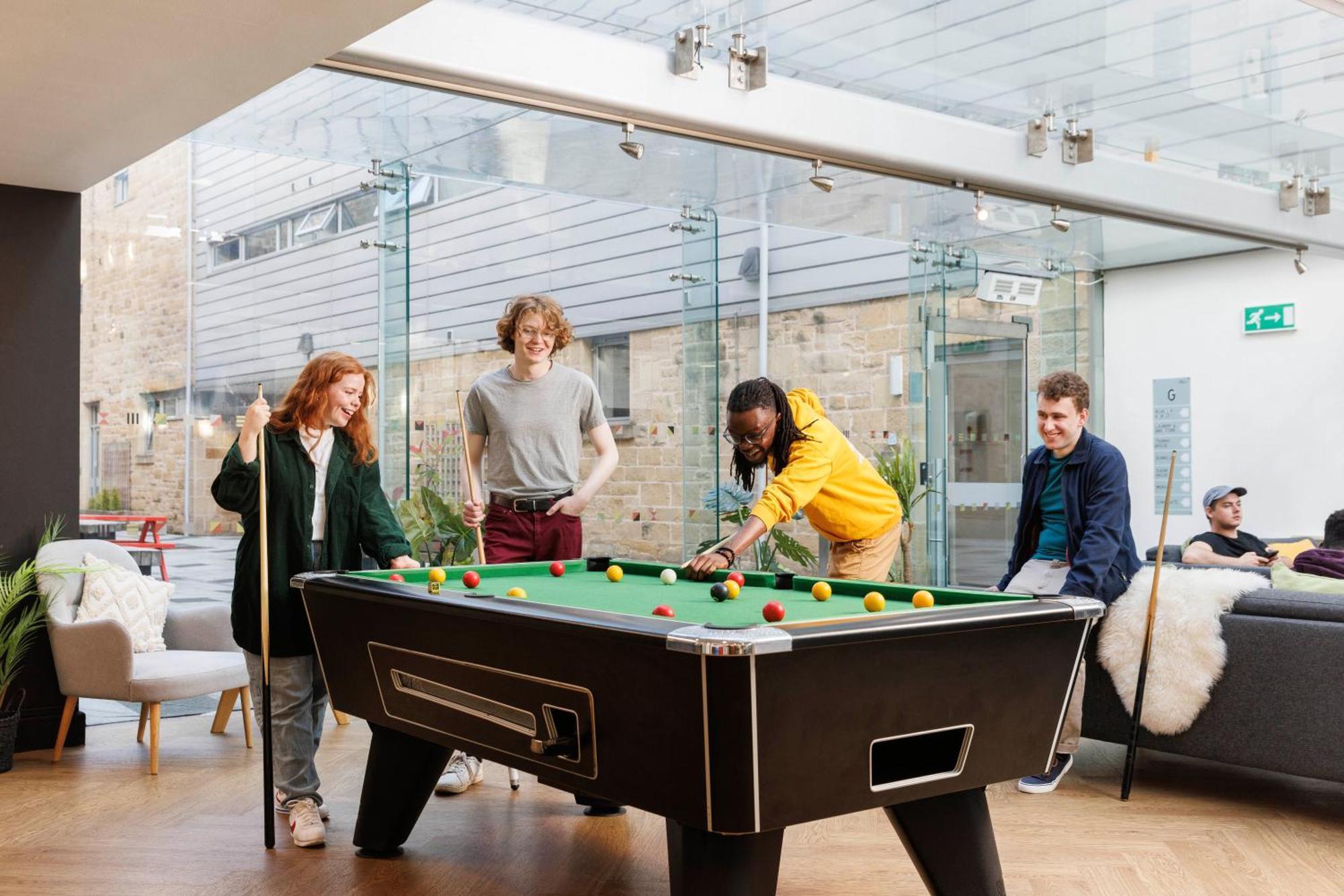 Unite Students - Sugarhouse Close - Royal Mile Edinburgh Bagian luar foto